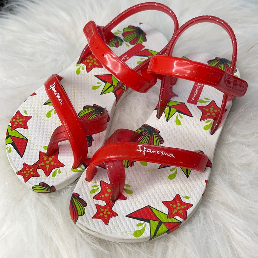 Ipanema toddler sandals size 9 white and red